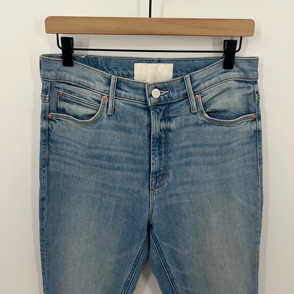 Mother denim  Runaway undone hem flare jeans - Picture 3 of 12